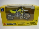  Motorka Suzuki RM-Z450 1:18 New Ray 